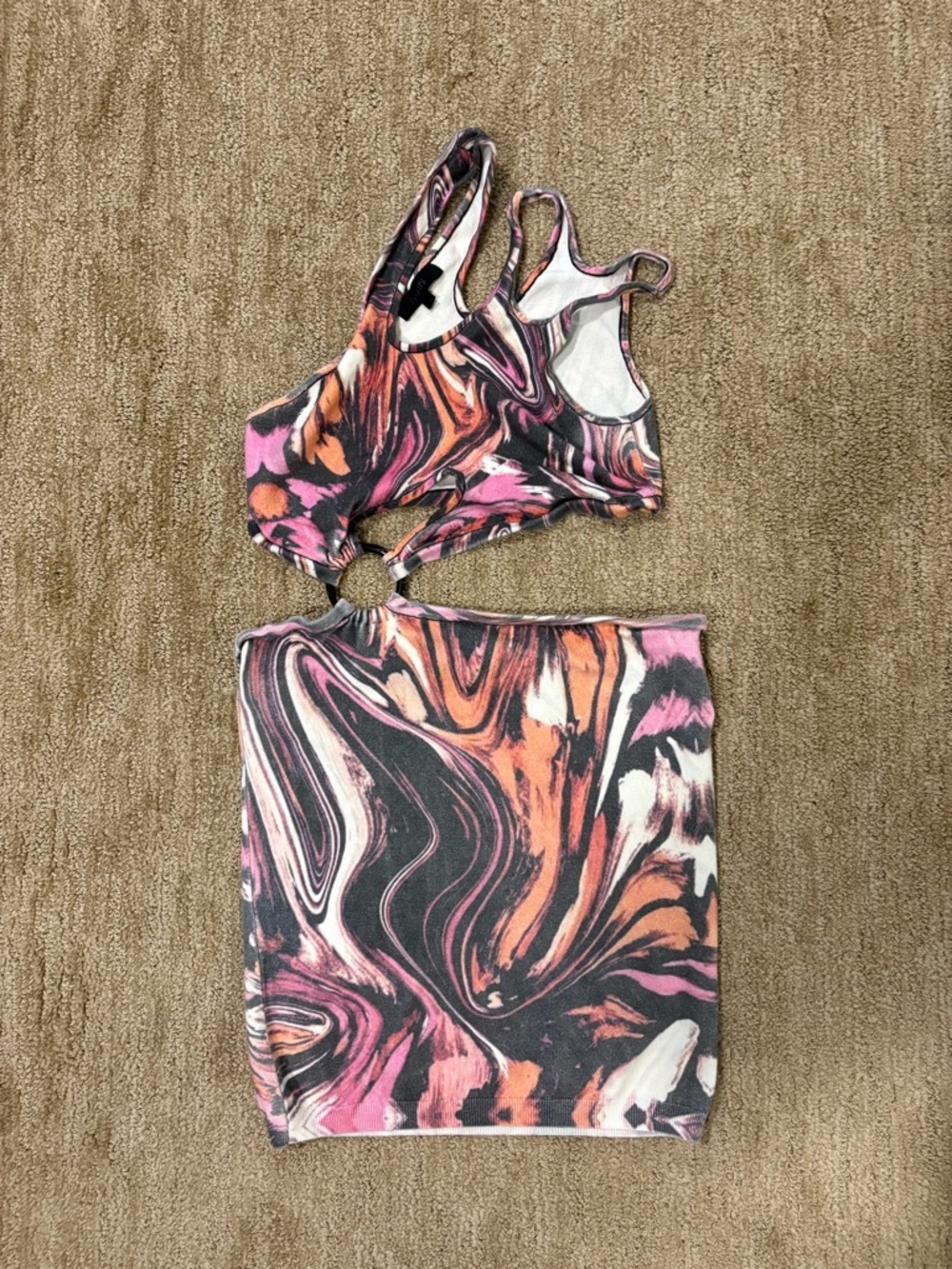 h:ours Devin Cut Out Mini Dress in Pink & Orange Swirl - Picture 2 of 5
